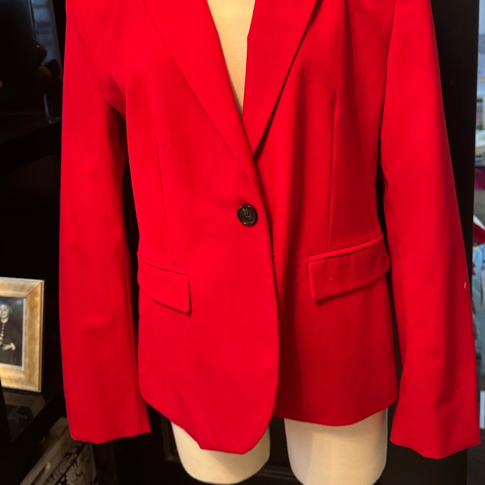 NWT gorgeous red suit from Zara. One button blazer and ankle pant.
